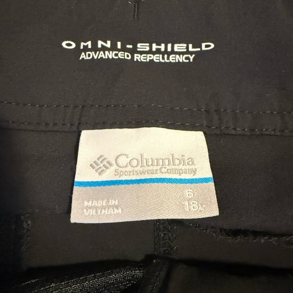 ⭐️ Last Chance ⭐️ Columbia Omni-Shield outdoors trekking hiking capri pants REI - Picture 5 of 11